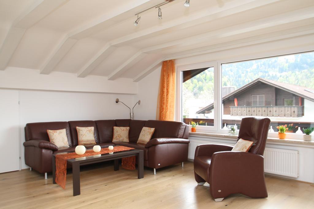 Apartment Spitzenblick Garmisch-Partenkirchen Bagian luar foto
